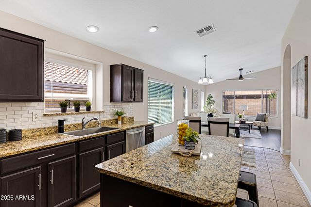 4394 E RUNAWAY BAY Drive, Chandler, AZ 85249