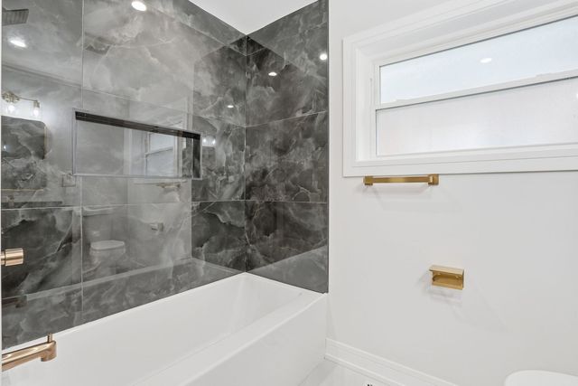 8500 S Wolcott Avenue, Chicago, IL 60620