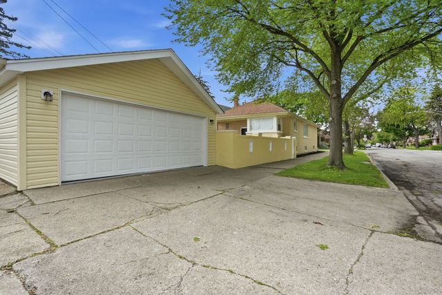 8500 S Wolcott Avenue, Chicago, IL 60620