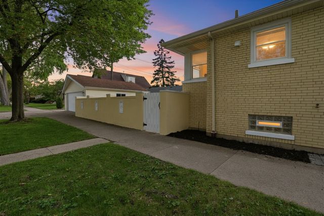 8500 S Wolcott Avenue, Chicago, IL 60620