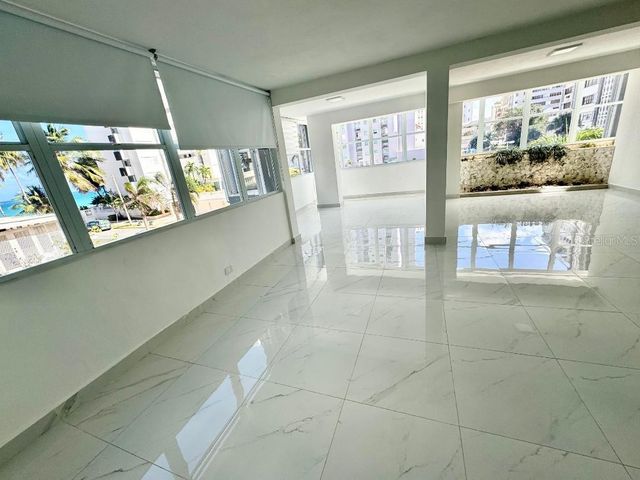 54 KINGS COURT 2-B, San Juan, PR 00911