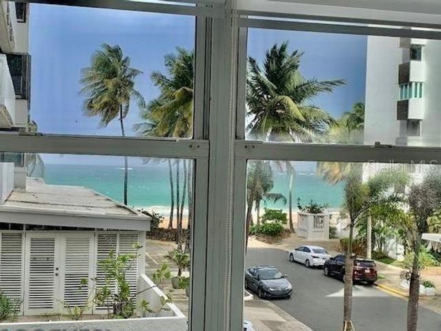 54 KINGS COURT 2-B, San Juan, PR 00911