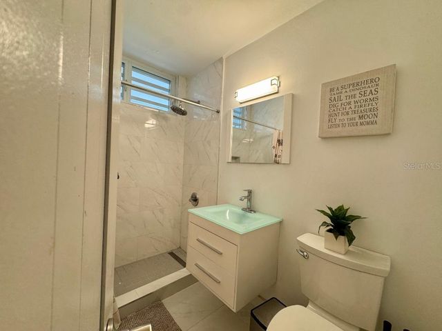 54 KINGS COURT 2-B, San Juan, PR 00911