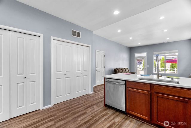 5836 Balustrade Boulevard SE, Lacey, WA 98513