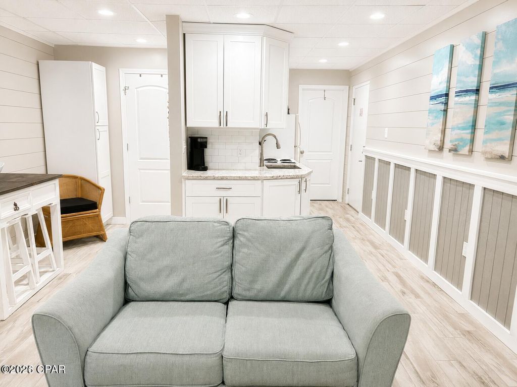 Image 4 of property listing at 15413 Front Beach Road 519, Panama City Beach, FL 32413