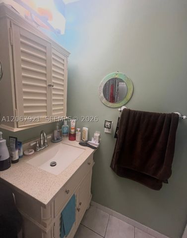 12242 SW 210th St, Miami, FL 33177