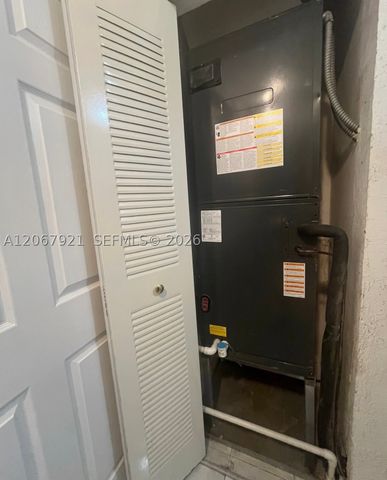 12242 SW 210th St, Miami, FL 33177