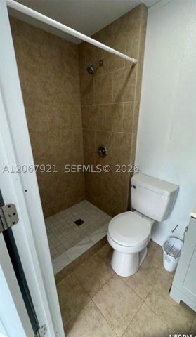 12242 SW 210th St, Miami, FL 33177