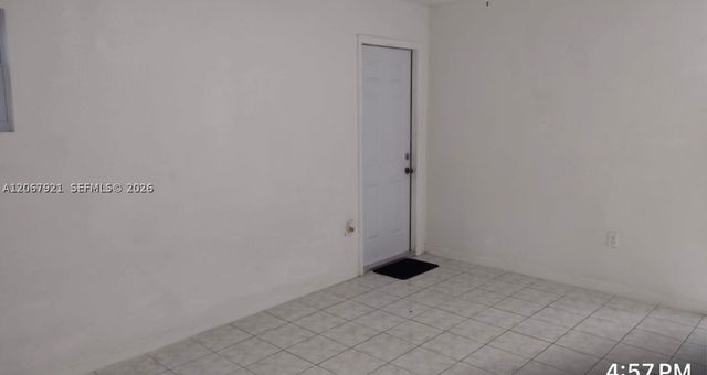 12242 SW 210th St, Miami, FL 33177