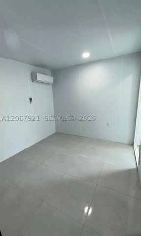 12242 SW 210th St, Miami, FL 33177