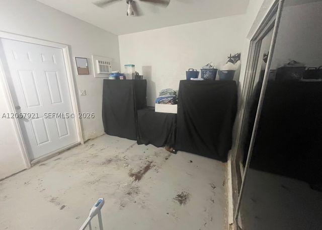 12242 SW 210th St, Miami, FL 33177