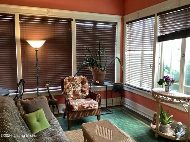 2107 Eastern Pkwy, Louisville, KY 40204