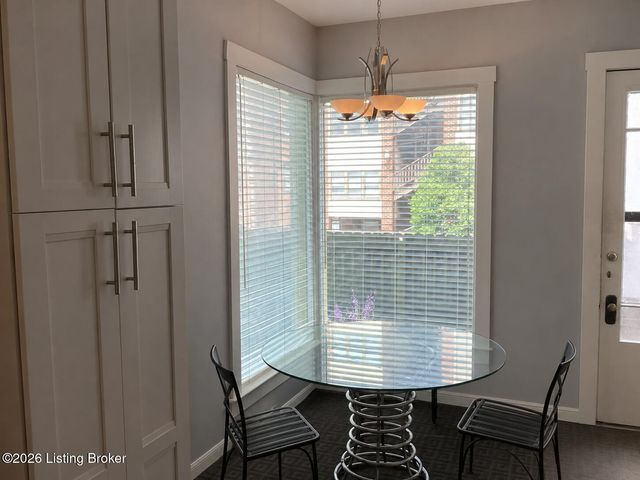 2107 Eastern Pkwy, Louisville, KY 40204