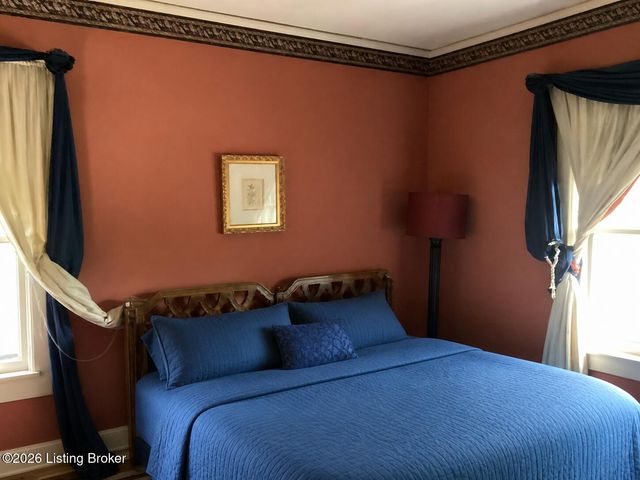 2107 Eastern Pkwy, Louisville, KY 40204
