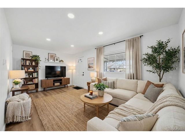 2621 S Federal Blvd, Denver, CO 80219