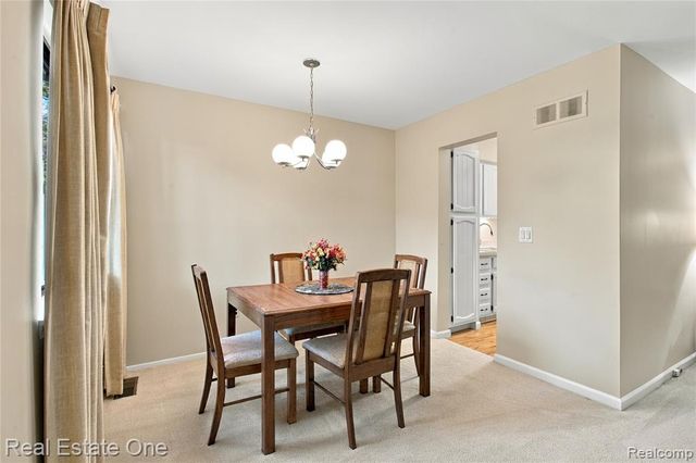 32109 W 12 Mile Road, Farmington Hills, MI 48334