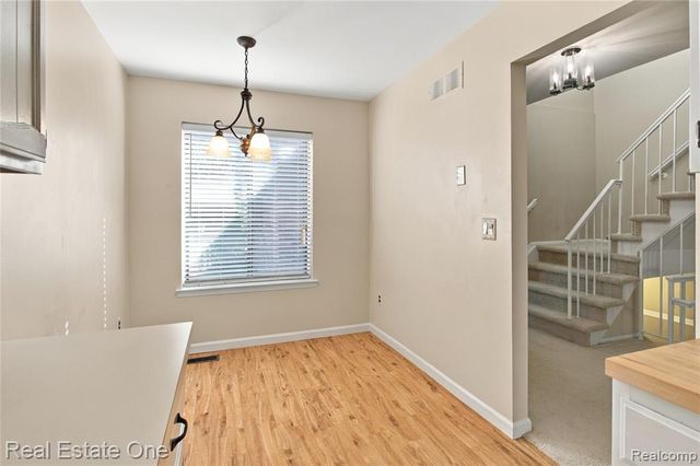 32109 W 12 Mile Road, Farmington Hills, MI 48334