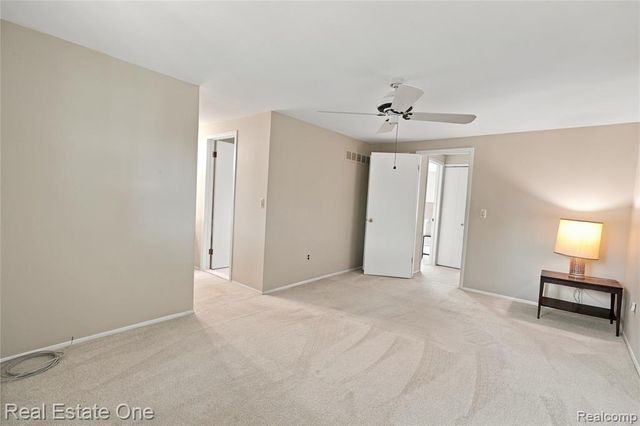 32109 W 12 Mile Road, Farmington Hills, MI 48334