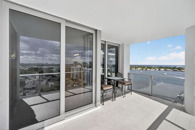 2 Water Club Way 1503, North Palm Beach, FL 33408