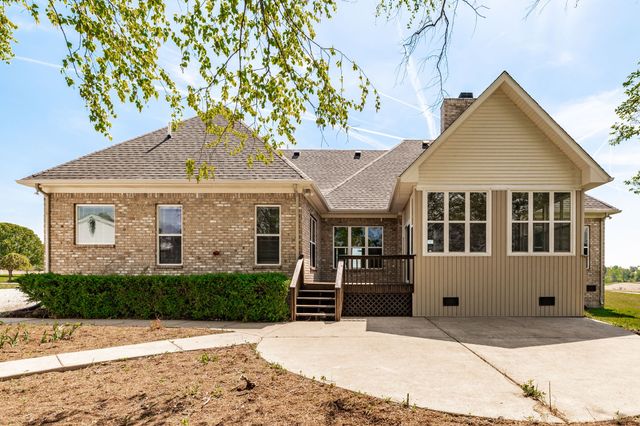 1222 Chenault Ln, Castalian Springs, TN 37031