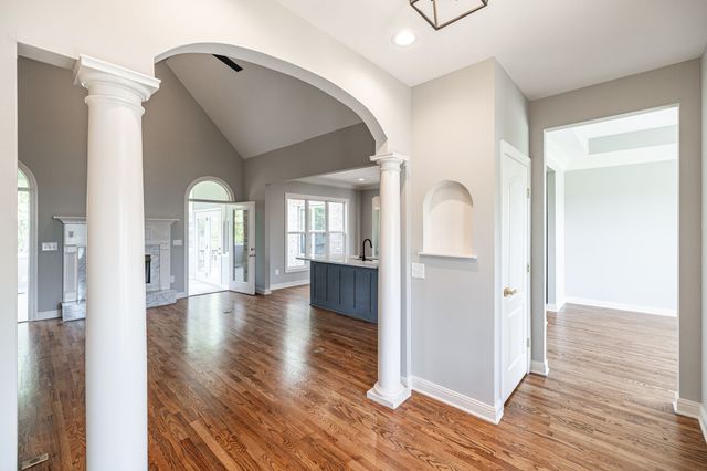 1222 Chenault Ln, Castalian Springs, TN 37031