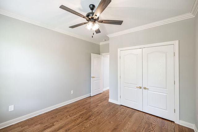 1222 Chenault Ln, Castalian Springs, TN 37031