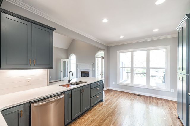 1222 Chenault Ln, Castalian Springs, TN 37031