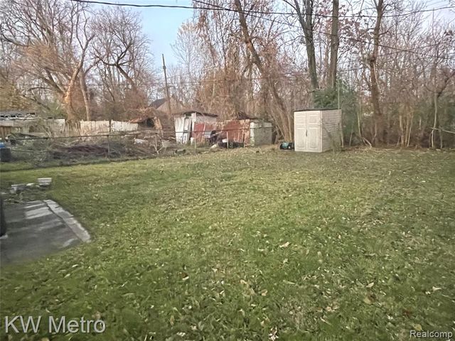 13946 Braile Street, Detroit, MI 48223