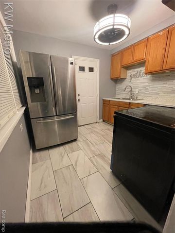 13946 Braile Street, Detroit, MI 48223