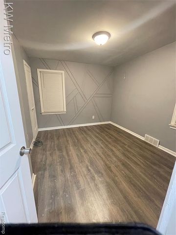 13946 Braile Street, Detroit, MI 48223