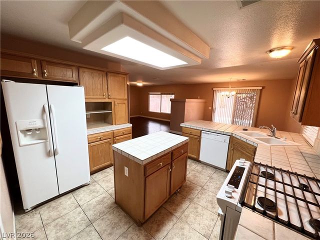 7443 Treasure Chest Street, Las Vegas, NV 89139