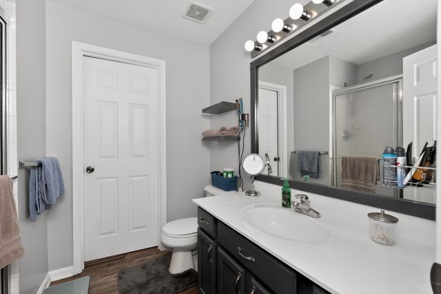 5768 Bunkers Avenue, Burlington, KY 41005