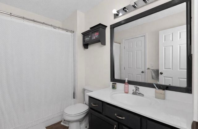 5768 Bunkers Avenue, Burlington, KY 41005