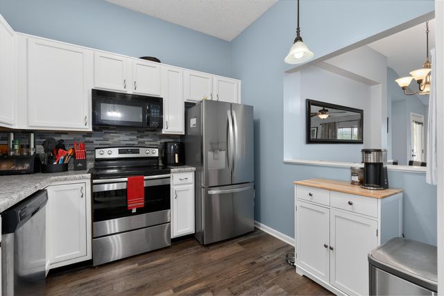 5768 Bunkers Avenue, Burlington, KY 41005