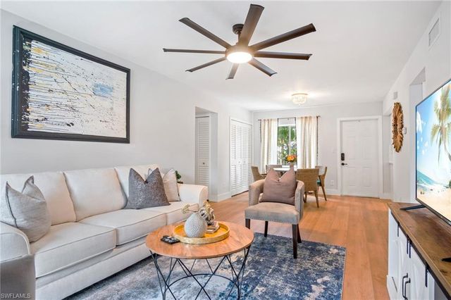 1275 7th AVE N # 201, Naples, FL 34102