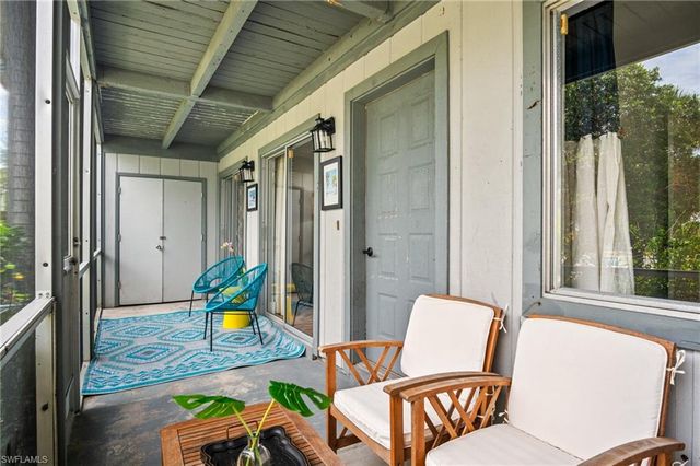 1275 7th AVE N # 201, Naples, FL 34102