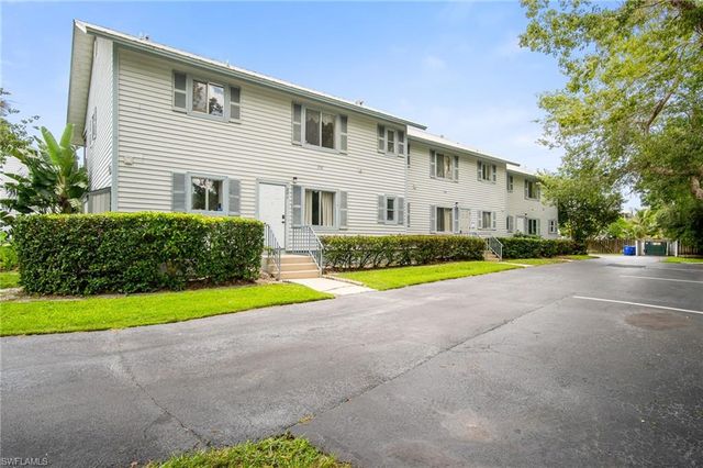 1275 7th AVE N # 201, Naples, FL 34102