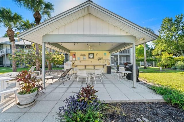 1275 7th AVE N # 201, Naples, FL 34102