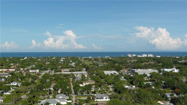 1275 7th AVE N # 201, Naples, FL 34102