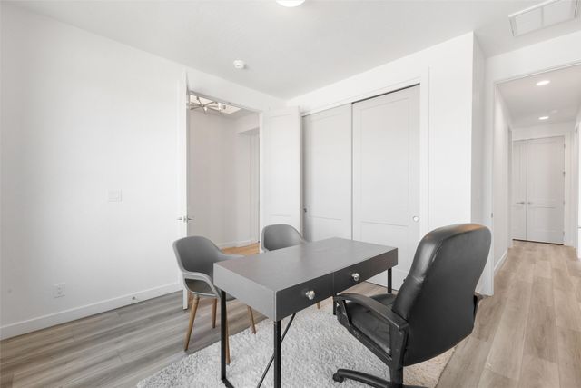 64 Cadena Loop, White Rock, NM 87547