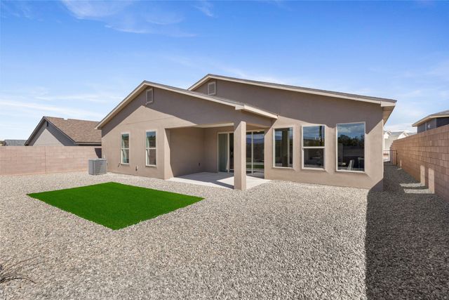 64 Cadena Loop, White Rock, NM 87547