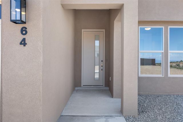 64 Cadena Loop, White Rock, NM 87547