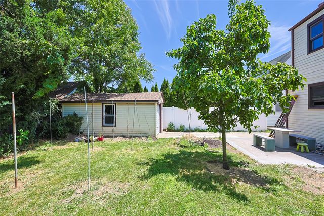 1010 Polk Avenue, Franklin Square, NY 11010