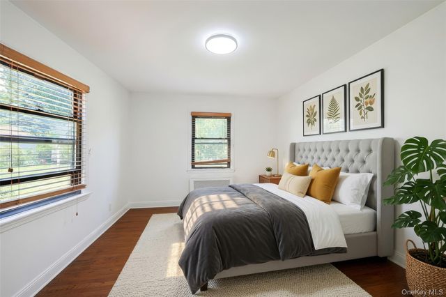 1010 Polk Avenue, Franklin Square, NY 11010