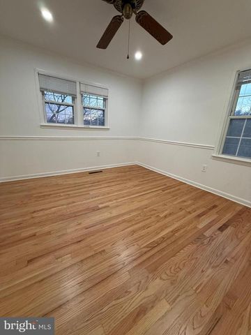 9525 GREENCASTLE LN, Lorton, VA 22079