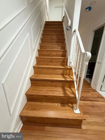 9525 GREENCASTLE LN, Lorton, VA 22079