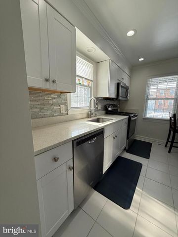 9525 GREENCASTLE LN, Lorton, VA 22079