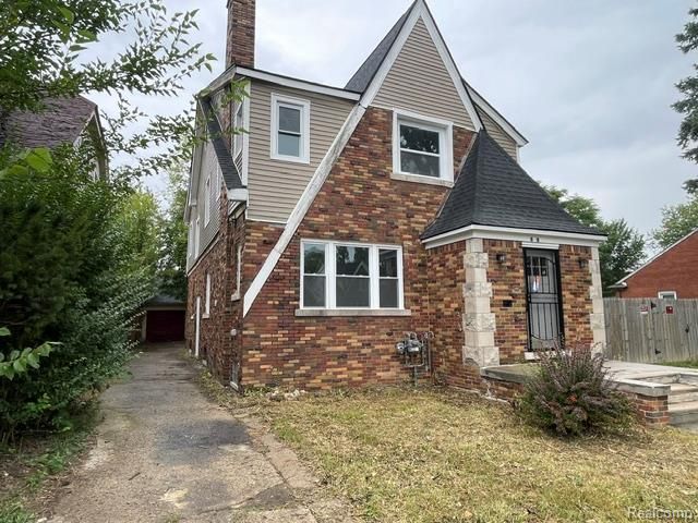 17155 Strasburg Street, Detroit, MI 48205
