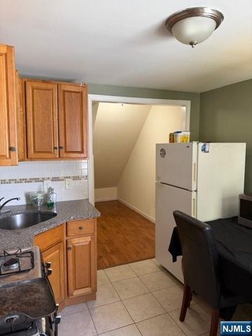 56 Hamilton Avenue, Fairview, NJ 07022