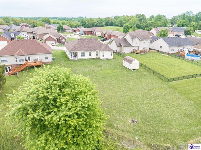 216 S Rushmore Drive, Vine Grove, KY 40175